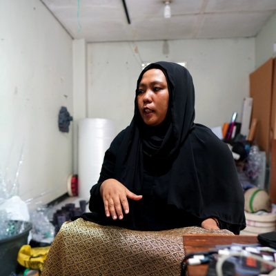 Fika Ria Santika Menggali Lebih Dalam Makna Songket