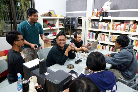 Studio Malya Angkat Isu 65 Lewat Instalasi Suara Menggunakan Medium Kaleng