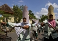 Murid-murid SD Muhammadiyah Kadisono Bantul di Biennale Jogja XI
