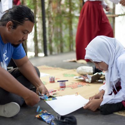 Workshop Plasticology Bersama Siswa SLB A Yaketuis